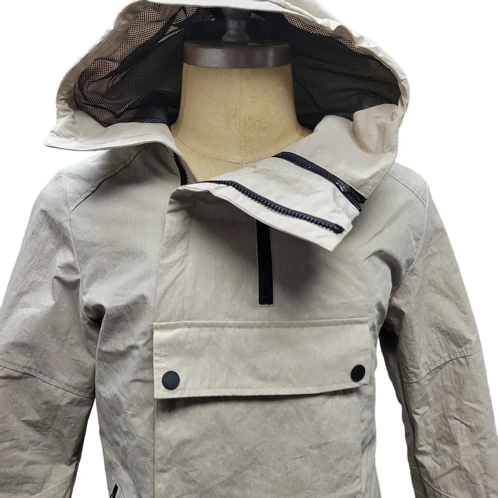 Men's Michael Kors Crinkled Woven Hoodie Cargo Jacket. Size Small. NWT $298